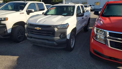 2024 Chevrolet Colorado WT