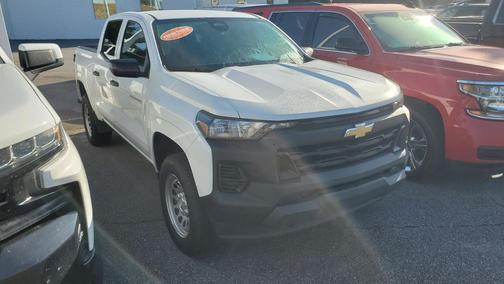 2024 Chevrolet Colorado WT