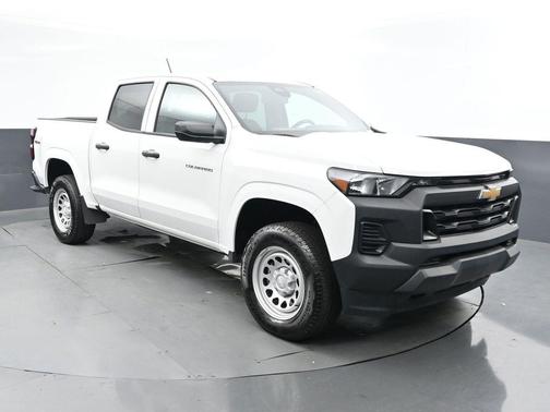 2024 Chevrolet Colorado WT