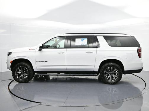 2024 Chevrolet Suburban 4WD Z71