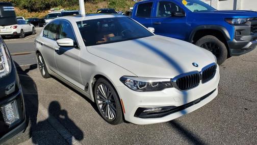 2018 BMW 530 530i