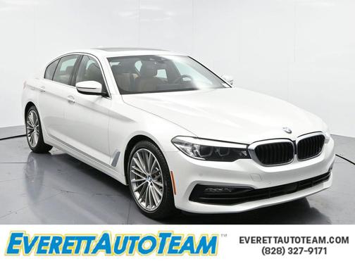 2018 BMW 530 530i