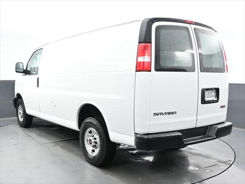 2022 GMC Savana 2500 Work Van