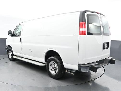 2023 GMC Savana 2500 Work Van
