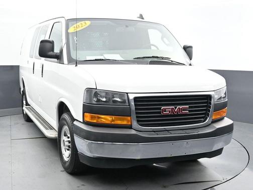 2023 GMC Savana 2500 Work Van