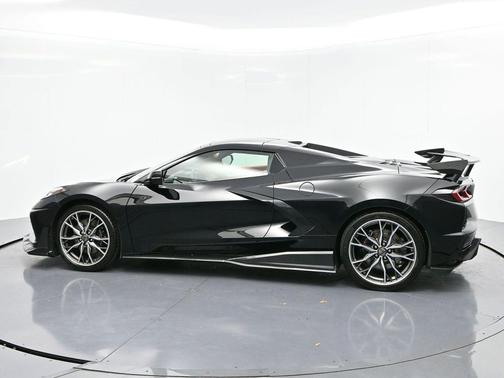 2025 Chevrolet Corvette Stingray w/3LT