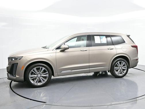 2022 Cadillac XT6 Premium Luxury FWD