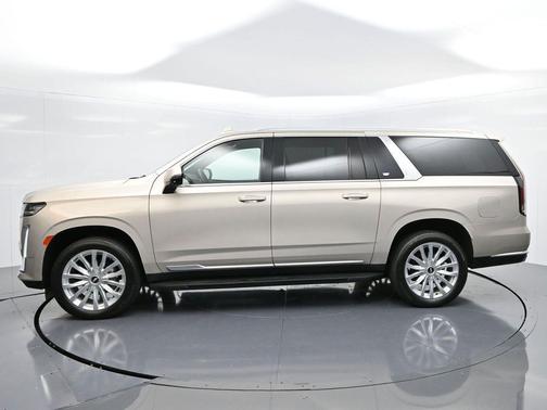2022 Cadillac Escalade ESV Luxury