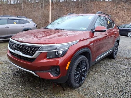 2022 Kia Seltos Nightfall