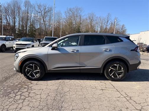 2024 Kia Sportage Hybrid LX