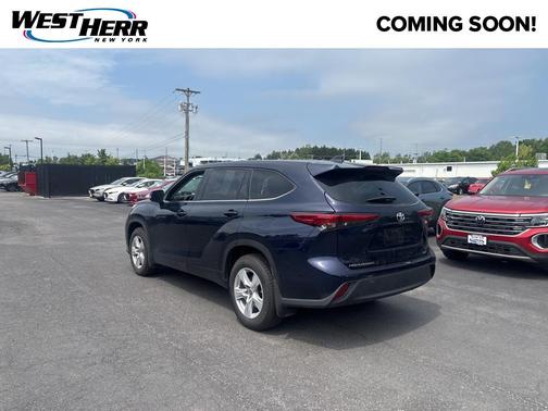 2022 Toyota Highlander L