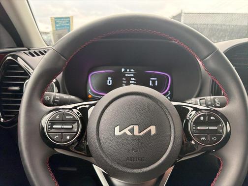 2025 Kia Soul GT-Line