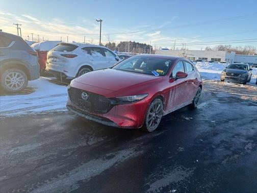 2023 Mazda Mazda3 AWD w/Premium Package