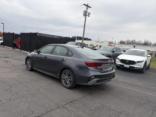 2023 Kia Forte GT-Line