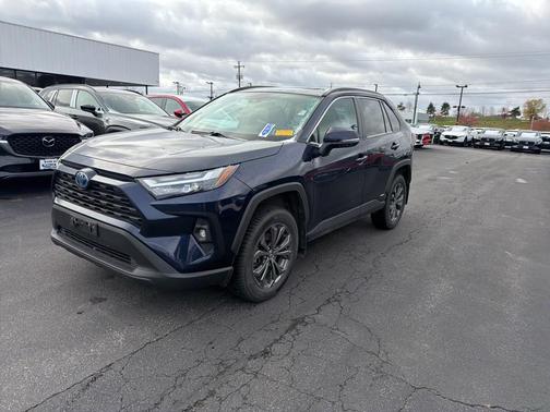 2023 Toyota RAV4 Hybrid XLE Premium