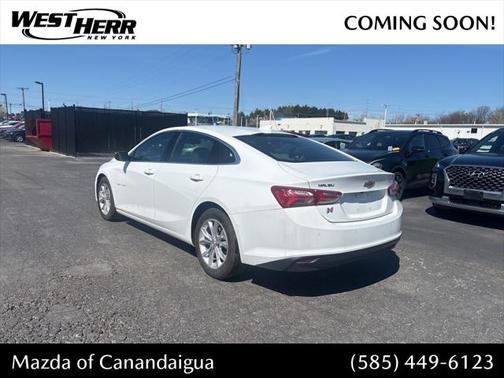 2022 Chevrolet Malibu FWD LT