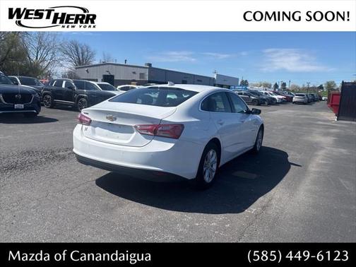 2022 Chevrolet Malibu FWD LT