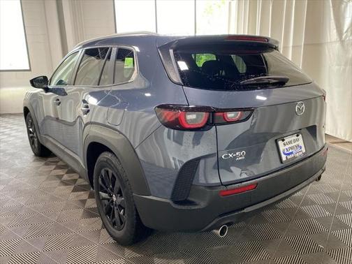 2024 Mazda CX-50 2.5 S Preferred