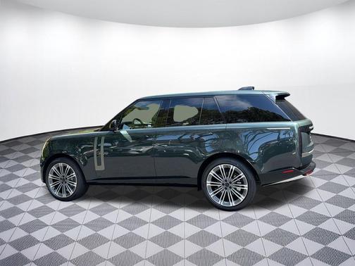 Belgravia Green Metallic 2026 Land Rover Range Rover P400 SE