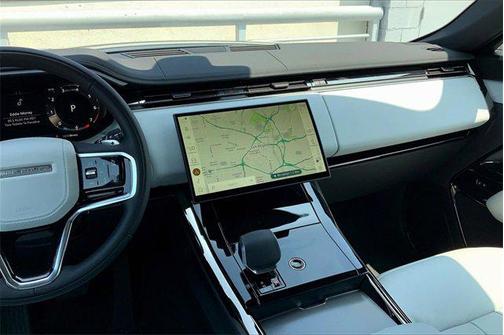 2025 Land Rover Range Rover Sport SE