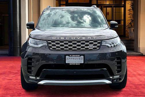 2024 Land Rover Discovery P360 Metropolitan Edition