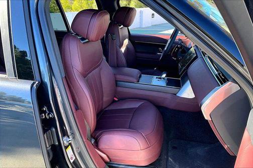 2025 Land Rover Range Rover P530 SE