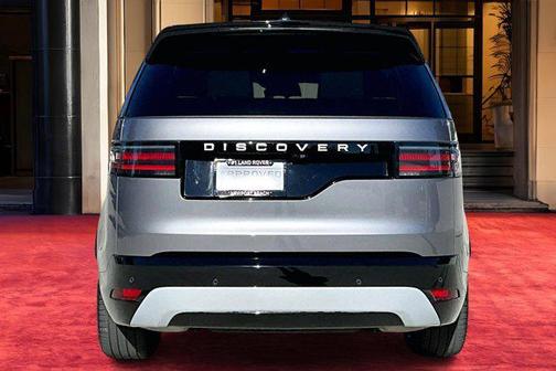 2024 Land Rover Discovery P360 Metropolitan Edition