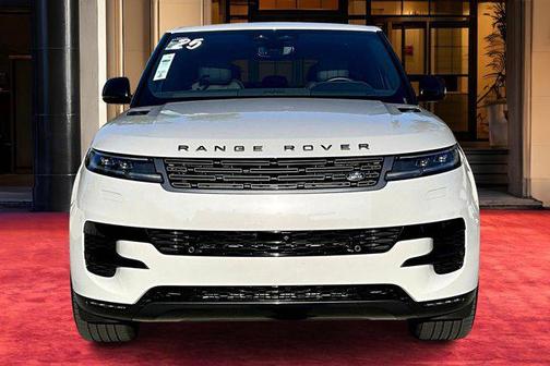 2025 Land Rover Range Rover Sport SE