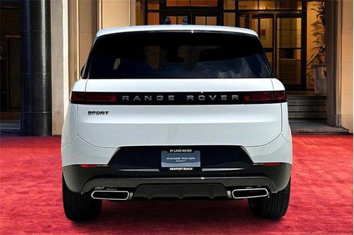 2025 Land Rover Range Rover Sport SE