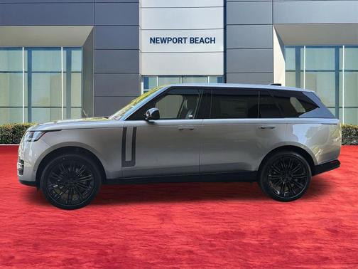 Flux Silver in Gloss finish 2026 Land Rover Range Rover P530 Autobiography 7 Seat