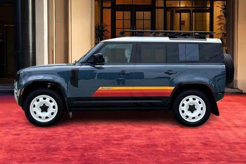 2025 Land Rover Defender 110 P300