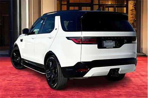 2025 Land Rover Discovery P360 Dynamic SE