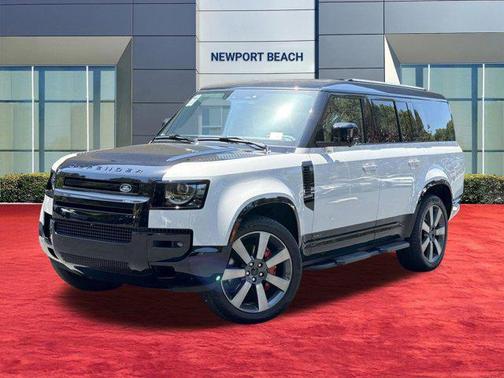 1cn/Gray 2026 Land Rover Defender P400 X