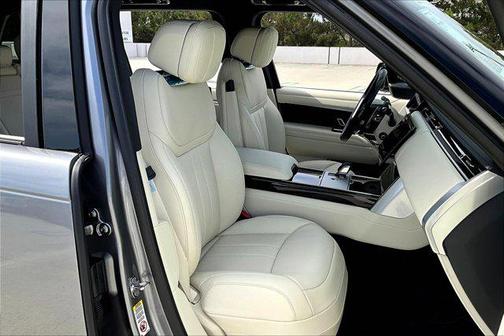 2025 Land Rover Range Rover P400 SE 7 Seat