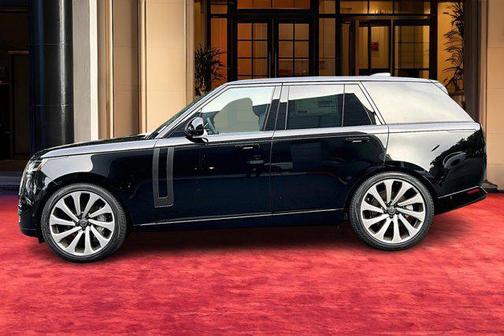 2025 Land Rover Range Rover P530 SE