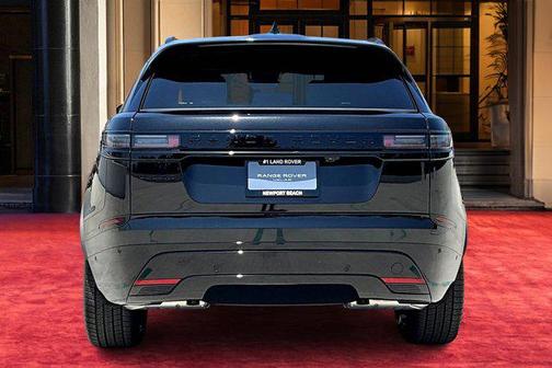 2026 Land Rover Range Rover Velar P250 SE R-Dynamic