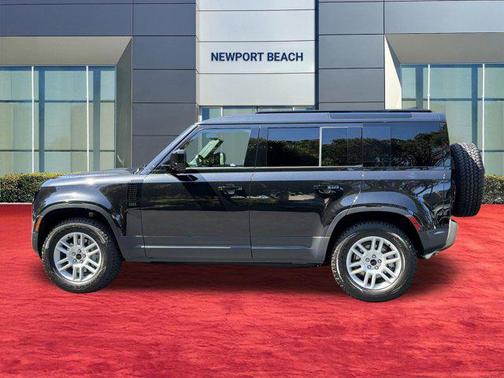 Santorini Black Metallic 2026 Land Rover Defender P300 S