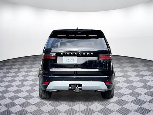 1ag/Black 2026 Land Rover Discovery Gemini Edition