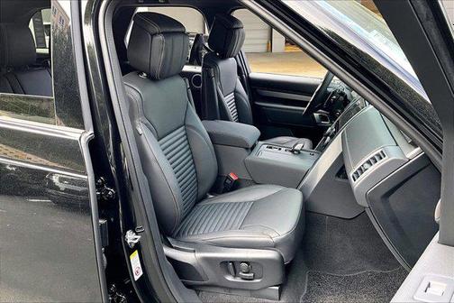 2026 Land Rover Discovery Gemini Edition