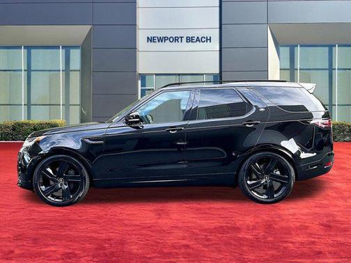 1ag/Black 2026 Land Rover Discovery Gemini Edition