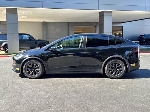 2022 Tesla Model X Dual Motor All-Wheel Drive