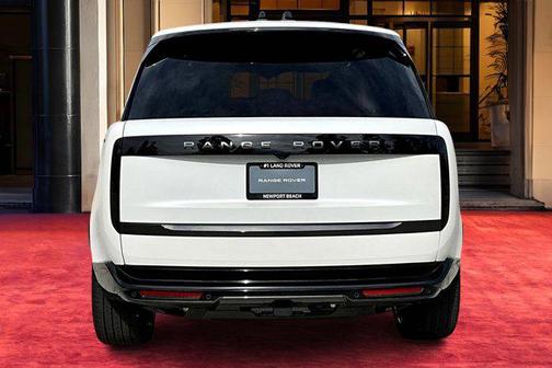 2025 Land Rover Range Rover P400 SE