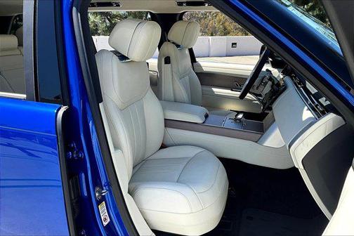 2025 Land Rover Range Rover P530 SE 7 Seat