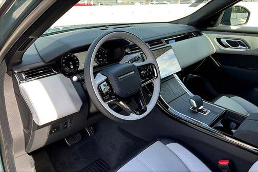 2026 Land Rover Range Rover Velar P250 SE R-Dynamic