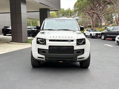 Borasco Grey 2026 Land Rover Defender P635 OCTA