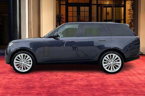 2025 Land Rover Range Rover P530 SE