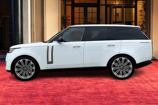 2025 Land Rover Range Rover P530 SE