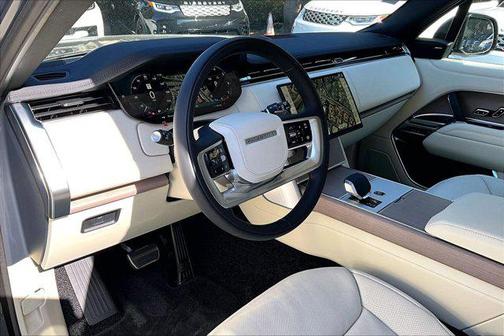 1eh/Blue 2026 Land Rover Range Rover P400 SE