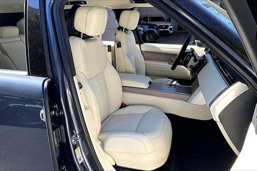 2026 Land Rover Range Rover P400 SE