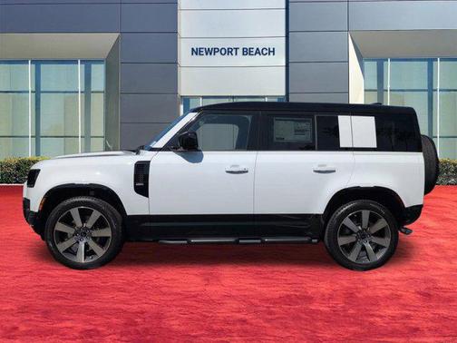 1aa/White 2026 Land Rover Defender 110 V8